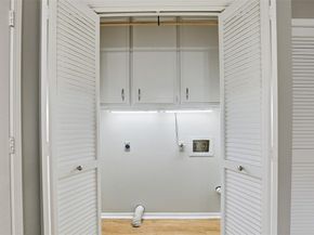 22  Doral Court , Pantego Texas 76013