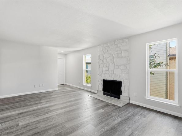 10650  Steppington Drive  236, Dallas Texas 75230