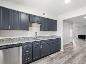 10650  Steppington Drive  236, Dallas Texas 75230