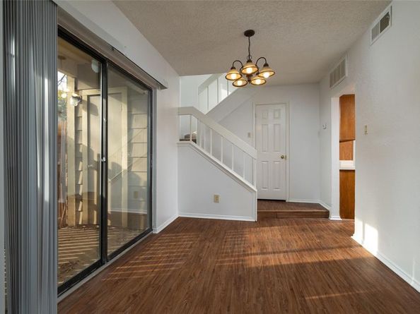 2104  Park Willow Lane  A, Arlington Texas 76011