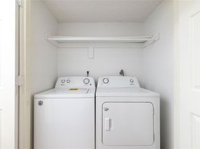 2104  Park Willow Lane  A, Arlington Texas 76011