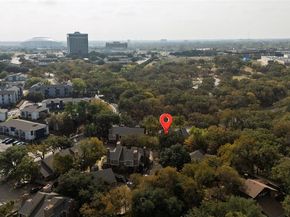 2104  Park Willow Lane  A, Arlington Texas 76011