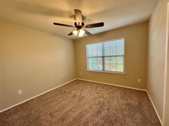 725  Hartsfield  , Savannah Texas 76227