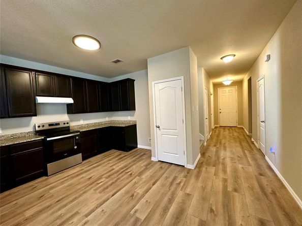 725  Hartsfield  , Savannah Texas 76227