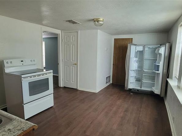 506 N Main Street , Aubrey Texas 76227