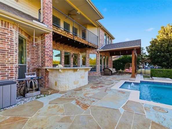 5594  Beacon Hill Drive , Frisco Texas 75036