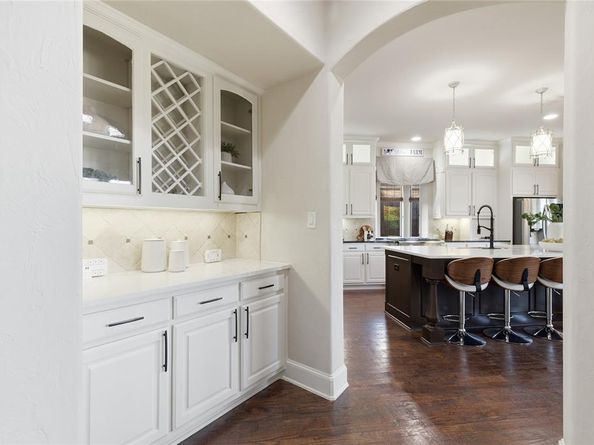 5594  Beacon Hill Drive , Frisco Texas 75036