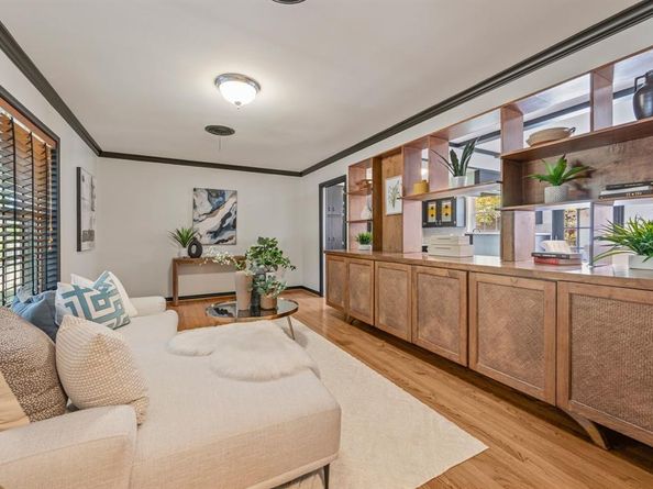 11706  Cimarec Street , Dallas Texas 75218