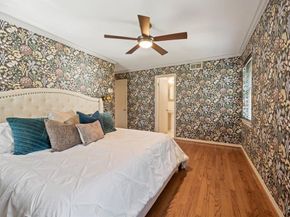 11706  Cimarec Street , Dallas Texas 75218