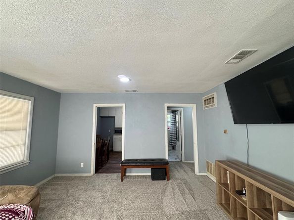 5629  Wainwright Drive , Fort Worth Texas 76112