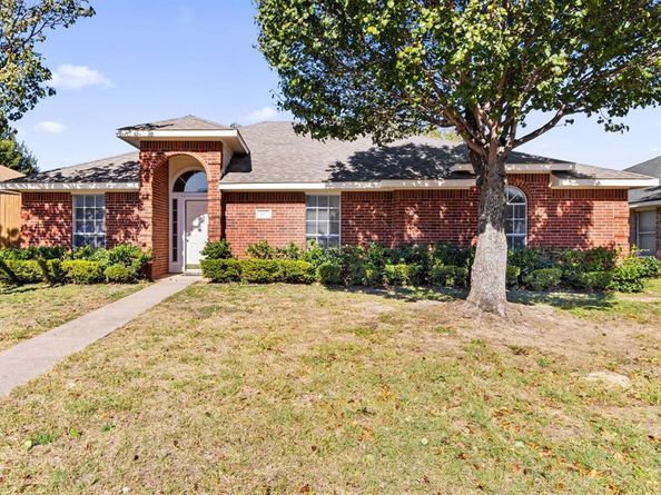 447  Orchard Hill Drive , Cedar Hill Texas 75104