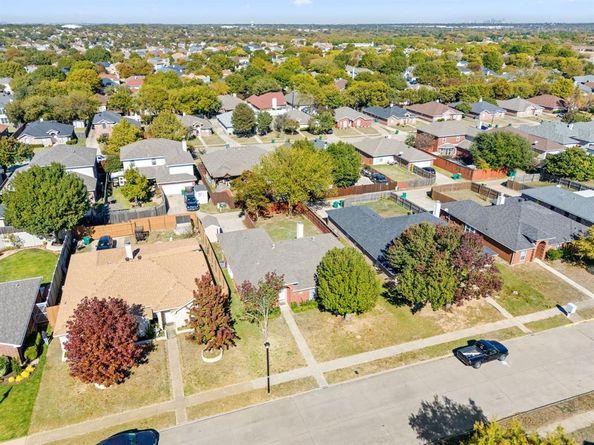 447  Orchard Hill Drive , Cedar Hill Texas 75104