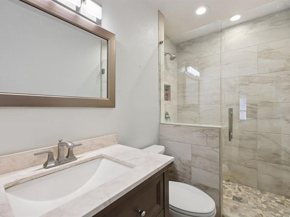 585  Rose Garden Drive , McKinney Texas 75072