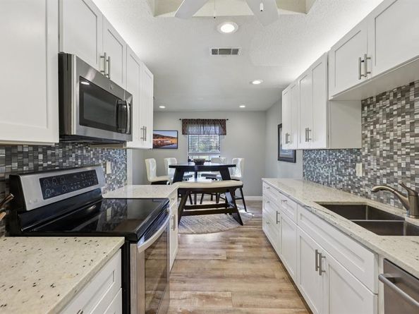 585  Rose Garden Drive , McKinney Texas 75072