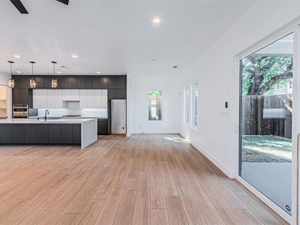 4309  SYLVESTER Street , Dallas Texas 75219