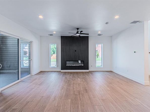 4309  SYLVESTER Street , Dallas Texas 75219