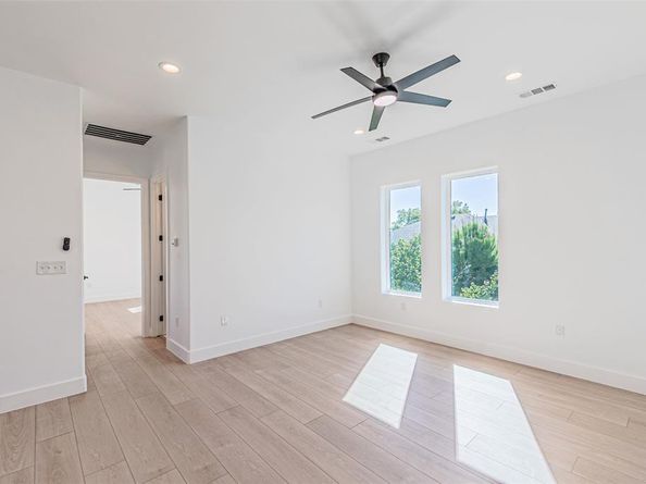 4309  SYLVESTER Street , Dallas Texas 75219