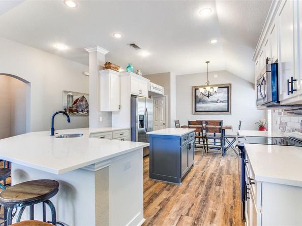 8060  Watson Road , Lantana Texas 76226