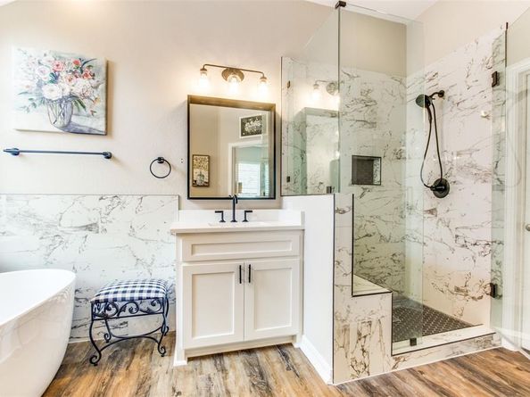 8060  Watson Road , Lantana Texas 76226