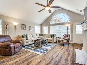 8060  Watson Road , Lantana Texas 76226