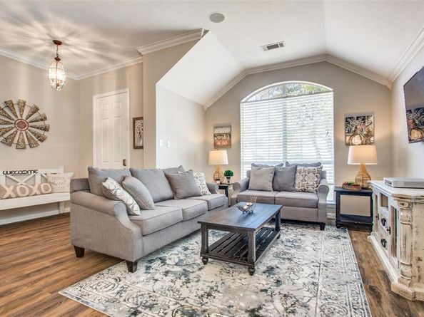 8060  Watson Road , Lantana Texas 76226