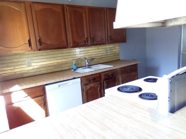 1817  Vine Drive , Garland Texas 75040