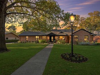 8731  Vinewood Drive 