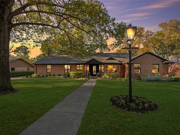 8731  Vinewood Drive , Dallas Texas 75228