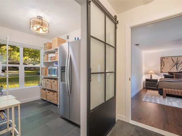 8731  Vinewood Drive , Dallas Texas 75228