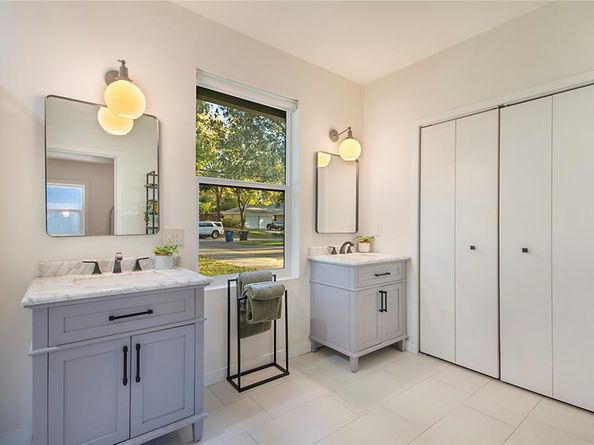 8731  Vinewood Drive , Dallas Texas 75228