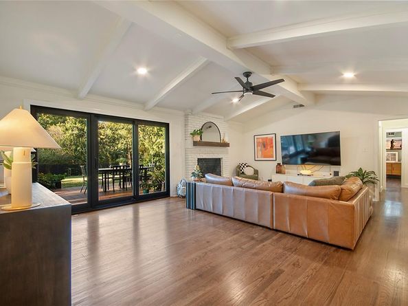 8731  Vinewood Drive , Dallas Texas 75228