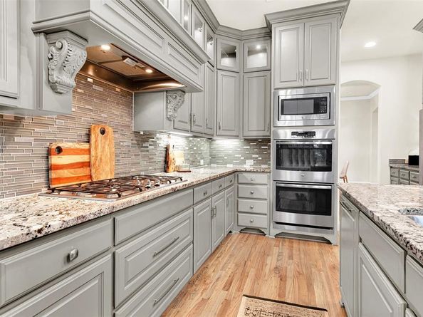 2804  Seabiscuit Road , Celina Texas 75009