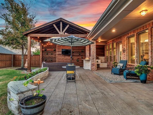 2804  Seabiscuit Road , Celina Texas 75009