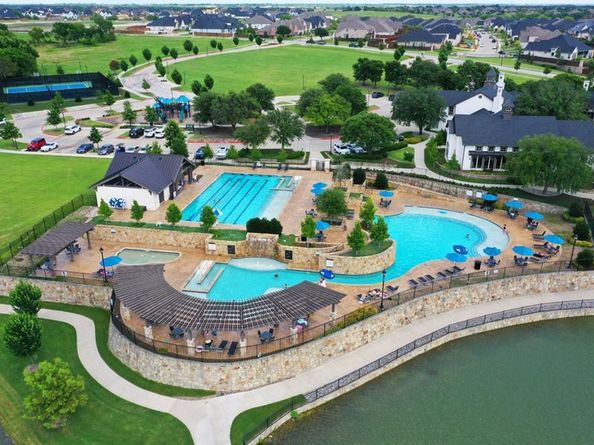 2804  Seabiscuit Road , Celina Texas 75009