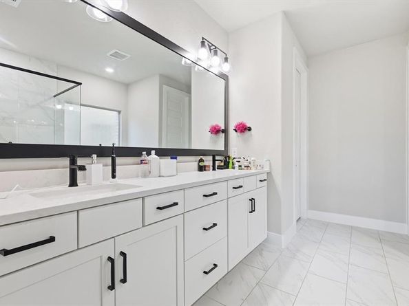 2513  Amistad Lane , Corinth Texas 76210