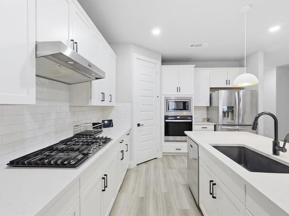 2513  Amistad Lane , Corinth Texas 76210