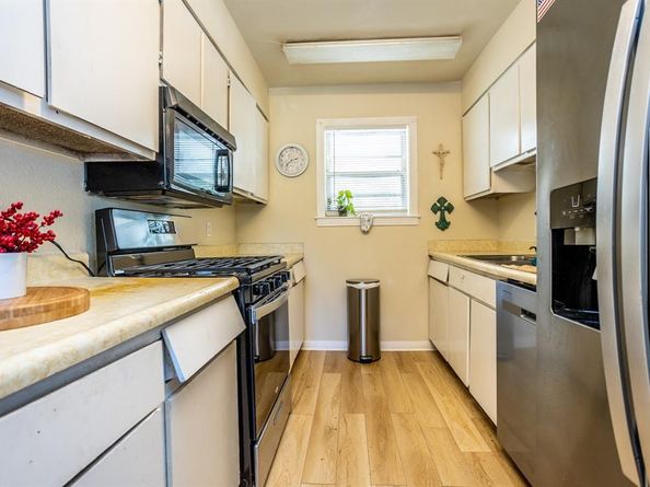 5122  Patonia Avenue , Dallas Texas 75241