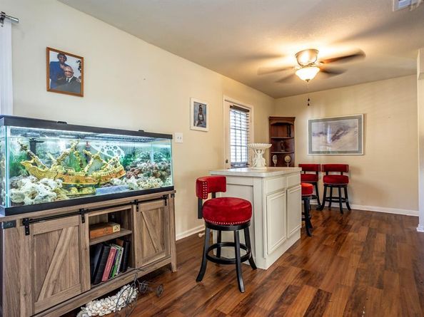 5122  Patonia Avenue , Dallas Texas 75241