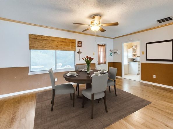 1822  Finley Road , Irving Texas 75062