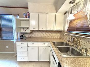 1822  Finley Road , Irving Texas 75062