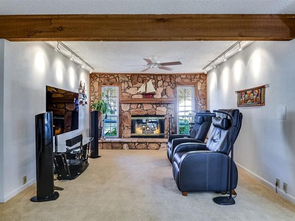 8025  Redwood Drive , Benbrook Texas 76116