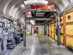 8025  Redwood Drive , Benbrook Texas 76116