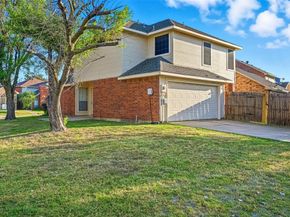1346  Overlook Drive , Lewisville Texas 75067