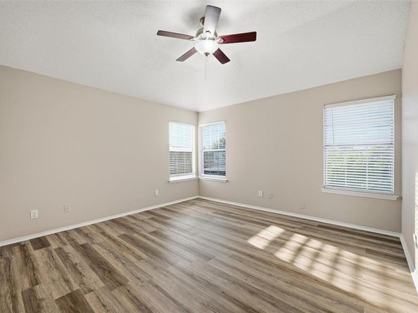 1346  Overlook Drive , Lewisville Texas 75067