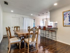 2212  Larry Drive , Dallas Texas 75228