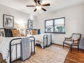 7002  Lakewood Boulevard , Dallas Texas 75214