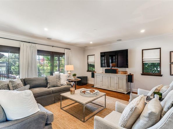 7002  Lakewood Boulevard , Dallas Texas 75214