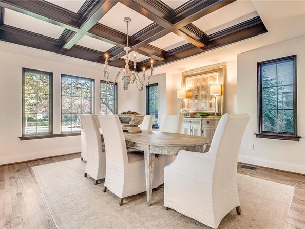 7002  Lakewood Boulevard , Dallas Texas 75214