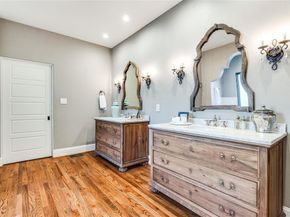 7002  Lakewood Boulevard , Dallas Texas 75214