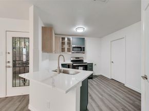 812  Isla Verde Plaza , Dallas Texas 75211